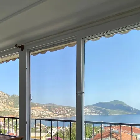 Rooftop With Sea View In Kalkan Center アパート カシュ