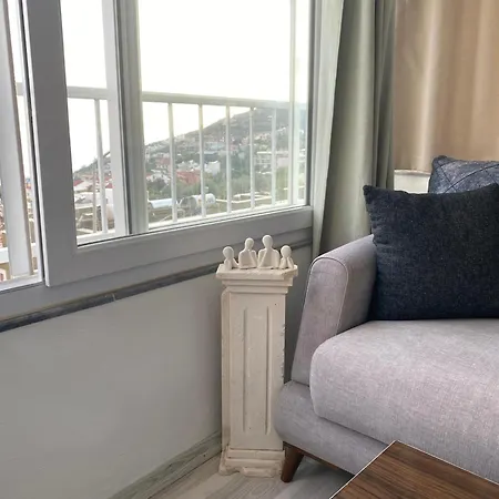 Rooftop With Sea View In Kalkan Center Apartman